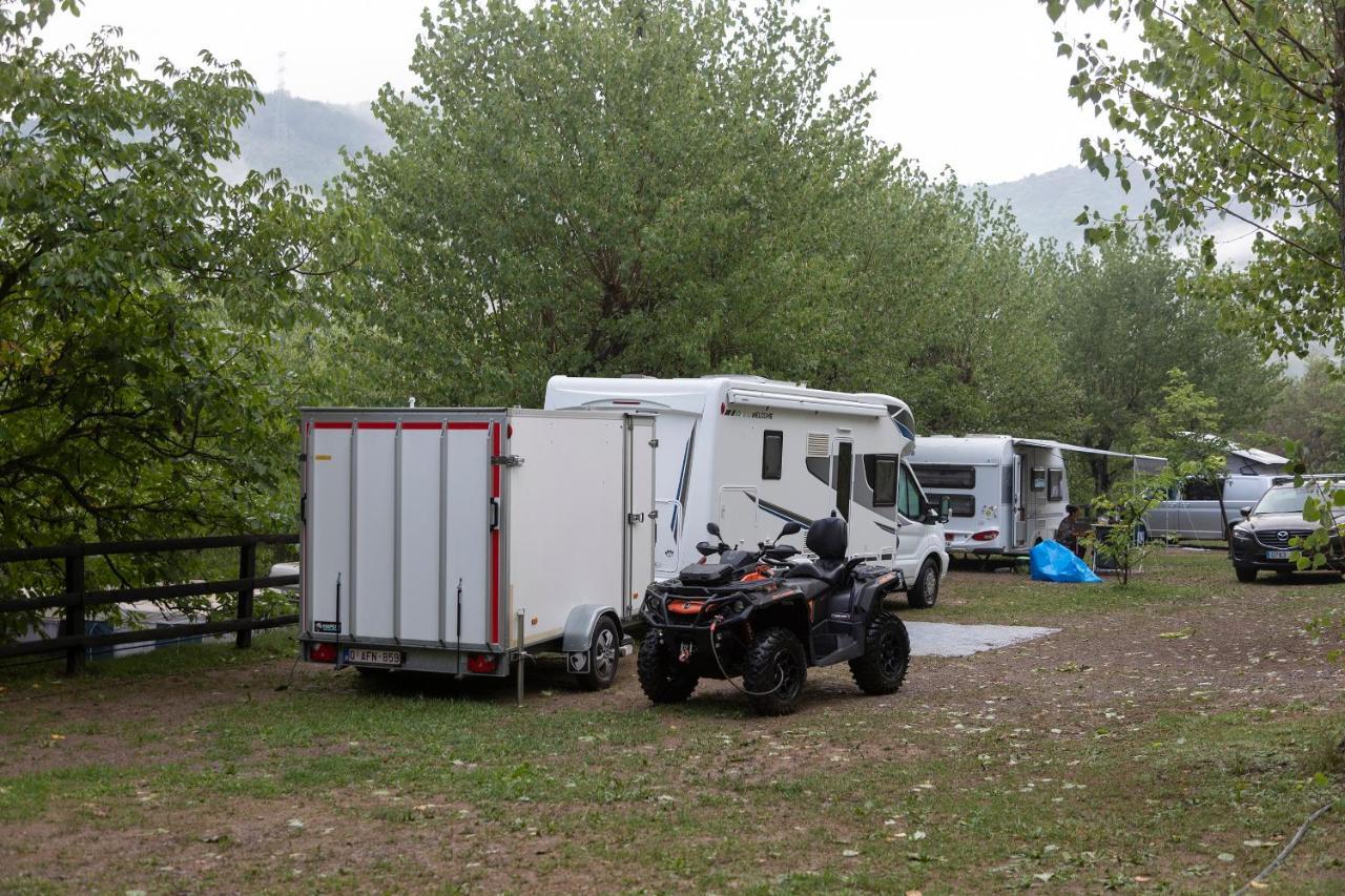 Camping Alta Ribagorca Ал Понт да Суер Екстериор снимка